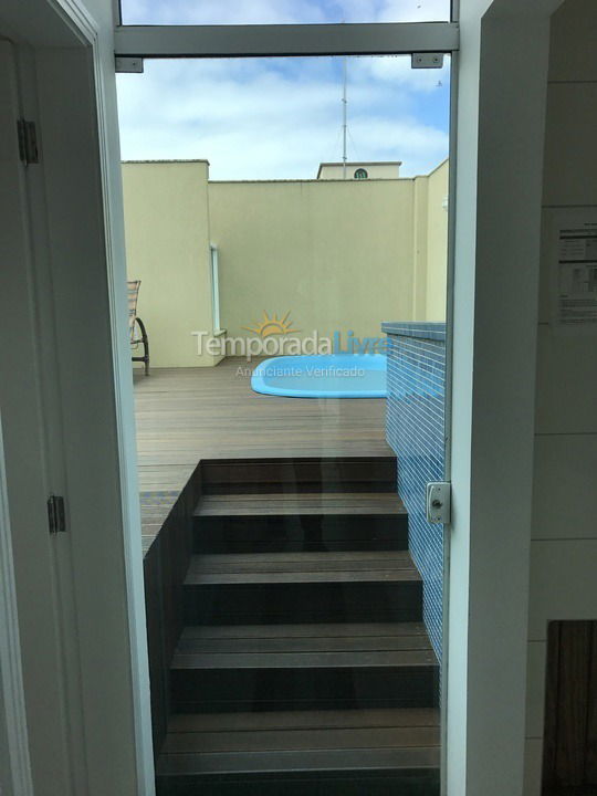 Apartment for vacation rental in Bombinhas (Praia de Bombas)