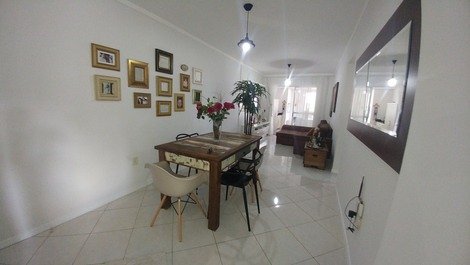 Wonderful 2 bedroom in Meia Praia with air and internet