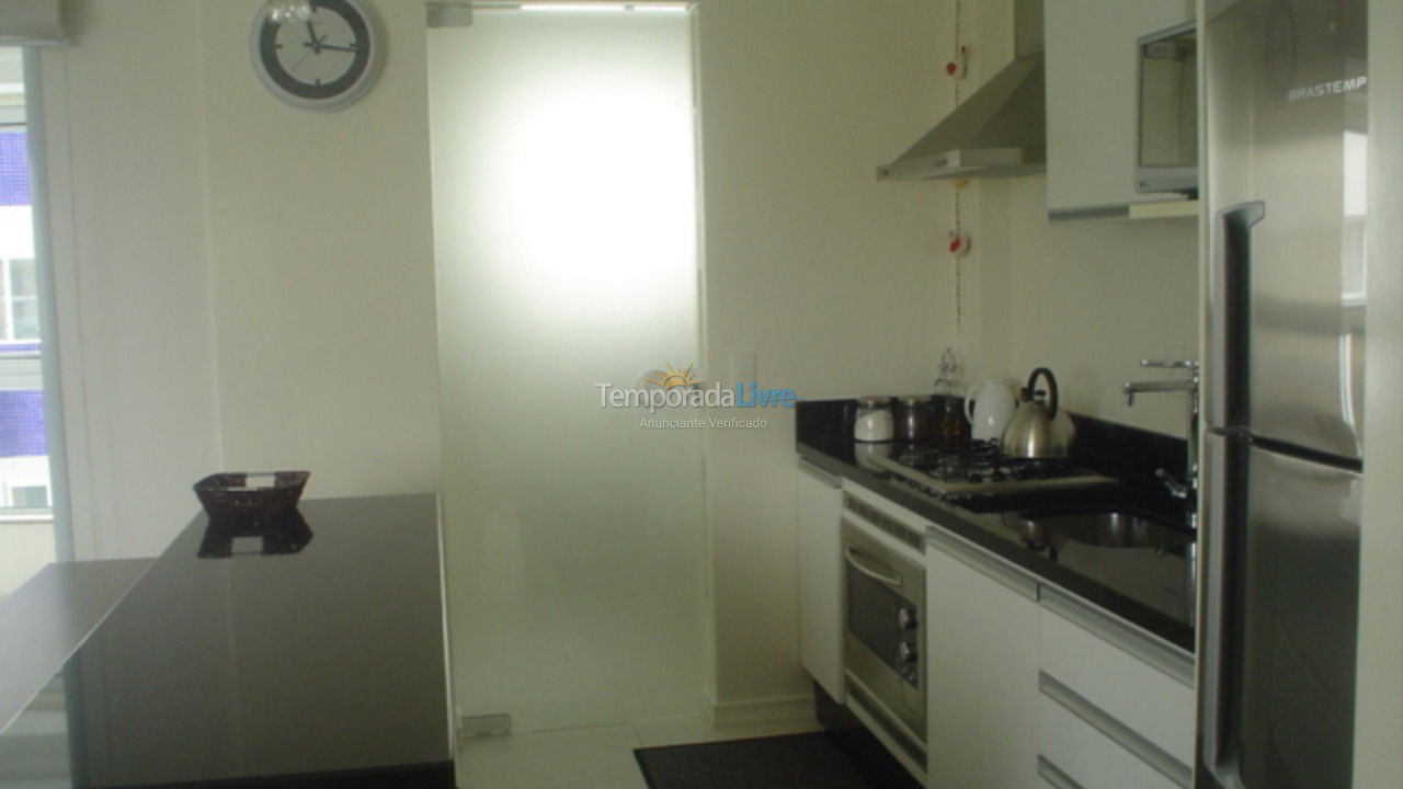 Apartamento para aluguel de temporada em Balneário Camboriú (Praia Central)