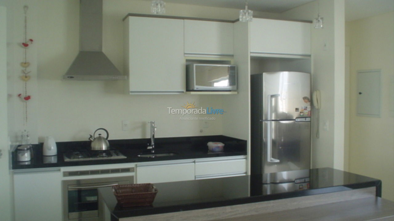 Apartamento para aluguel de temporada em Balneário Camboriú (Praia Central)