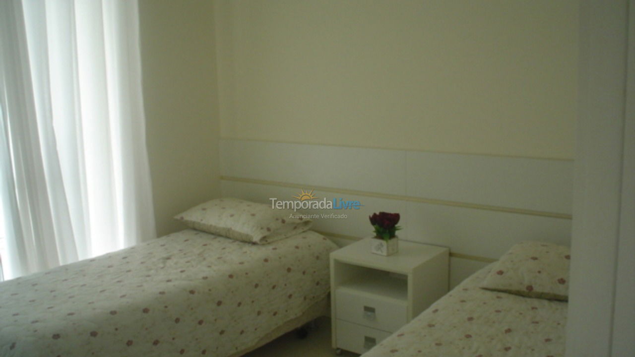 Apartamento para aluguel de temporada em Balneário Camboriú (Praia Central)