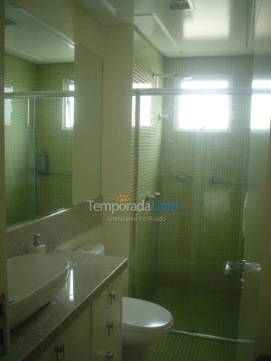 Apartamento para aluguel de temporada em Balneário Camboriú (Praia Central)