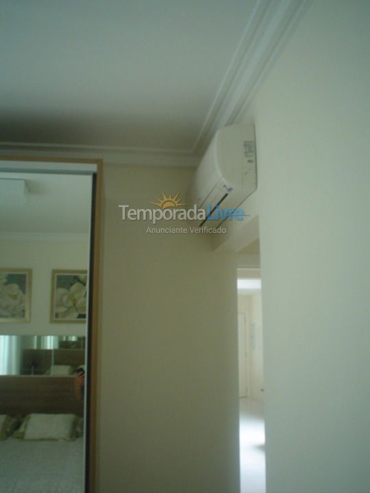 Apartamento para aluguel de temporada em Balneário Camboriú (Praia Central)