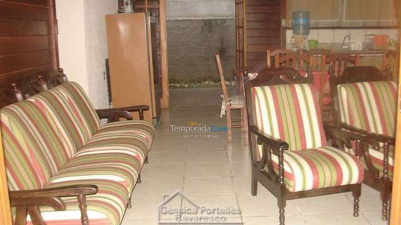 House for vacation rental in Bombinhas (Praia de Zimbros)