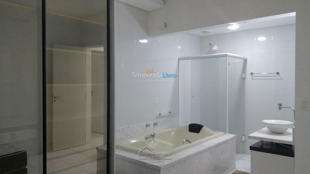 Apartamento para alquiler de vacaciones em Bombinhas (Praia de Bombas)