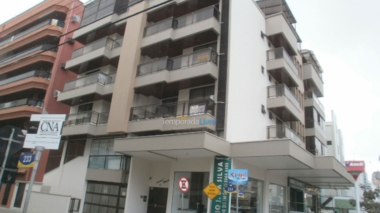 Apartamento para aluguel de temporada em Itapema (Meia Praia)