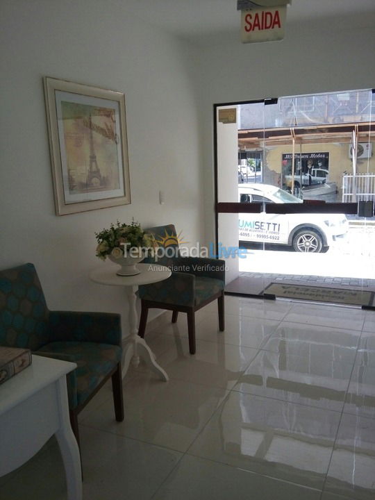 Apartamento para aluguel de temporada em Itapema (Meia Praia)
