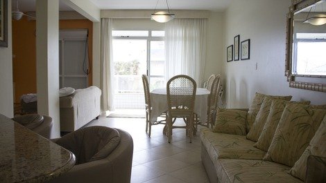 Apartment in Ingleses direct exit in the sea