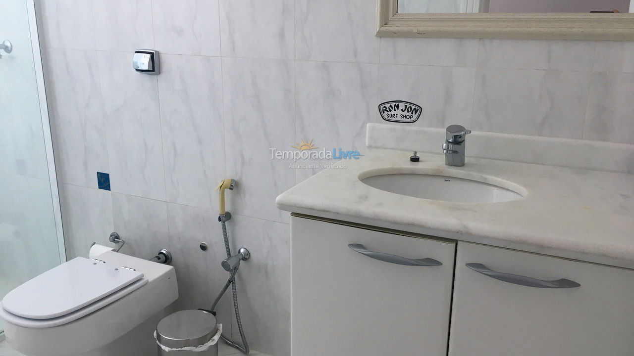 Casa para alquiler de vacaciones em Guarujá (Praia do Pernambuco)