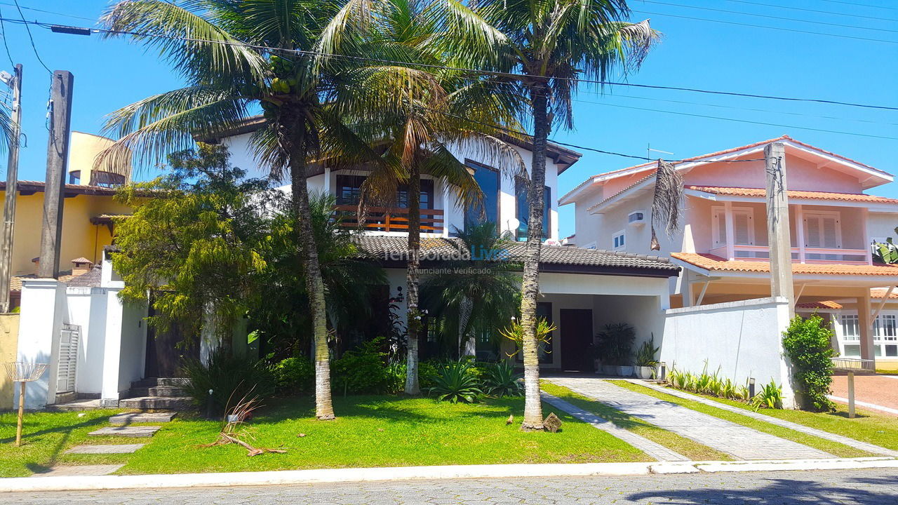 Casa para alquiler de vacaciones em Guarujá (Praia do Pernambuco)