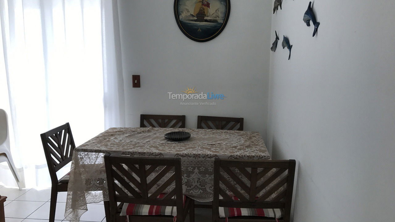 Apartment for vacation rental in Itapema (Centro)