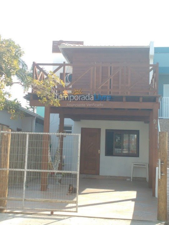 Casa para alquiler de vacaciones em Torres (Centro)