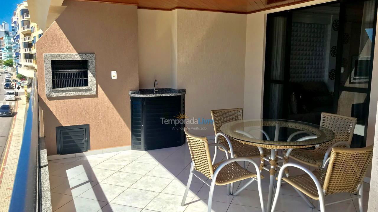 Apartment for vacation rental in Itapema (Centro)