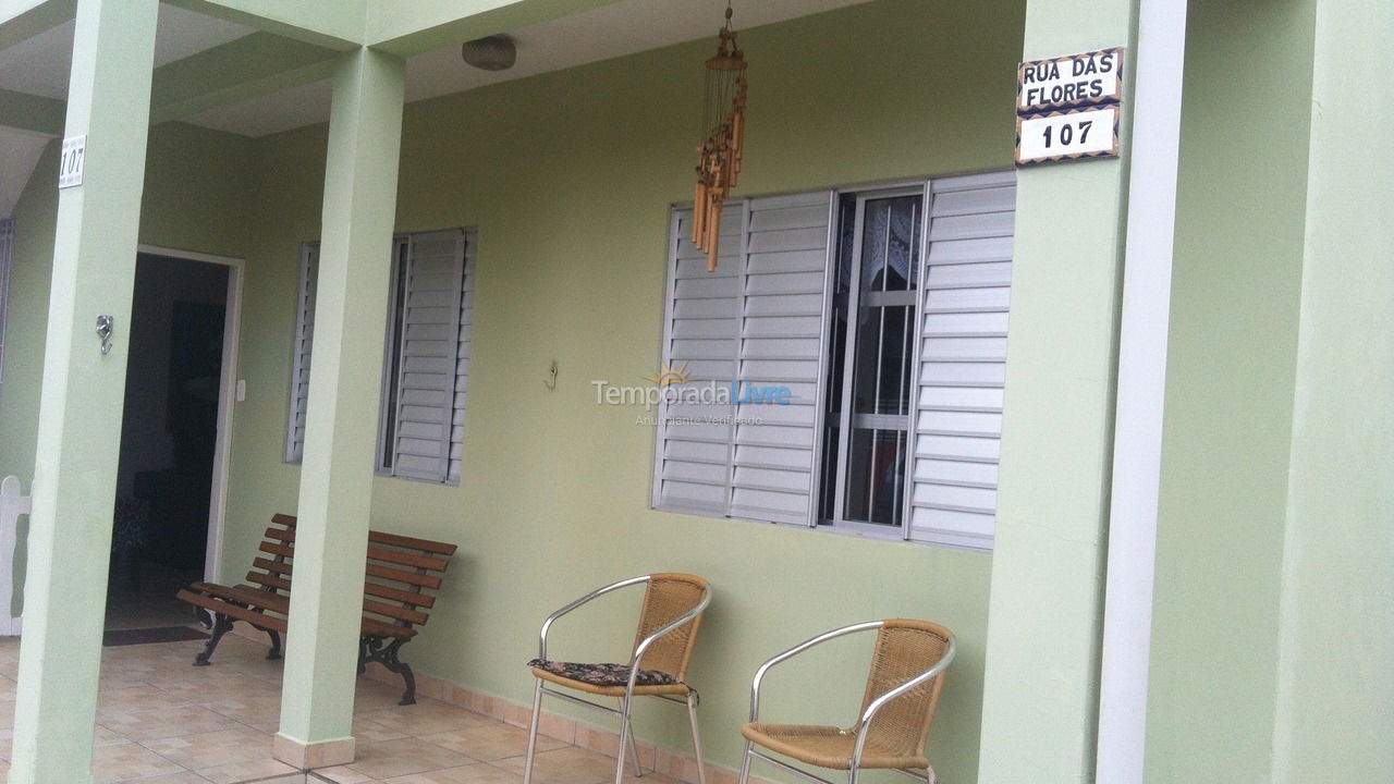 Casa para aluguel de temporada em Florianopolis (Canasvieiras)