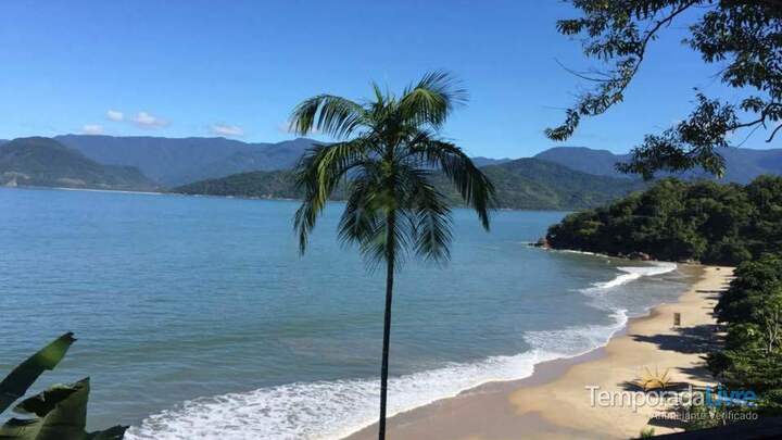 Casa de aluguel para fins de semanas e feriados. em Ubatuba, Brasil -  comentários e preços