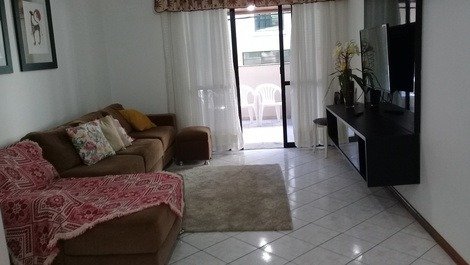 Apartment 4 bedrooms well located in half beach itapema-sc