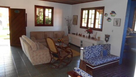 Touch Small Touch, 4 suites 12 people Daily New Year R $ 1,500.00