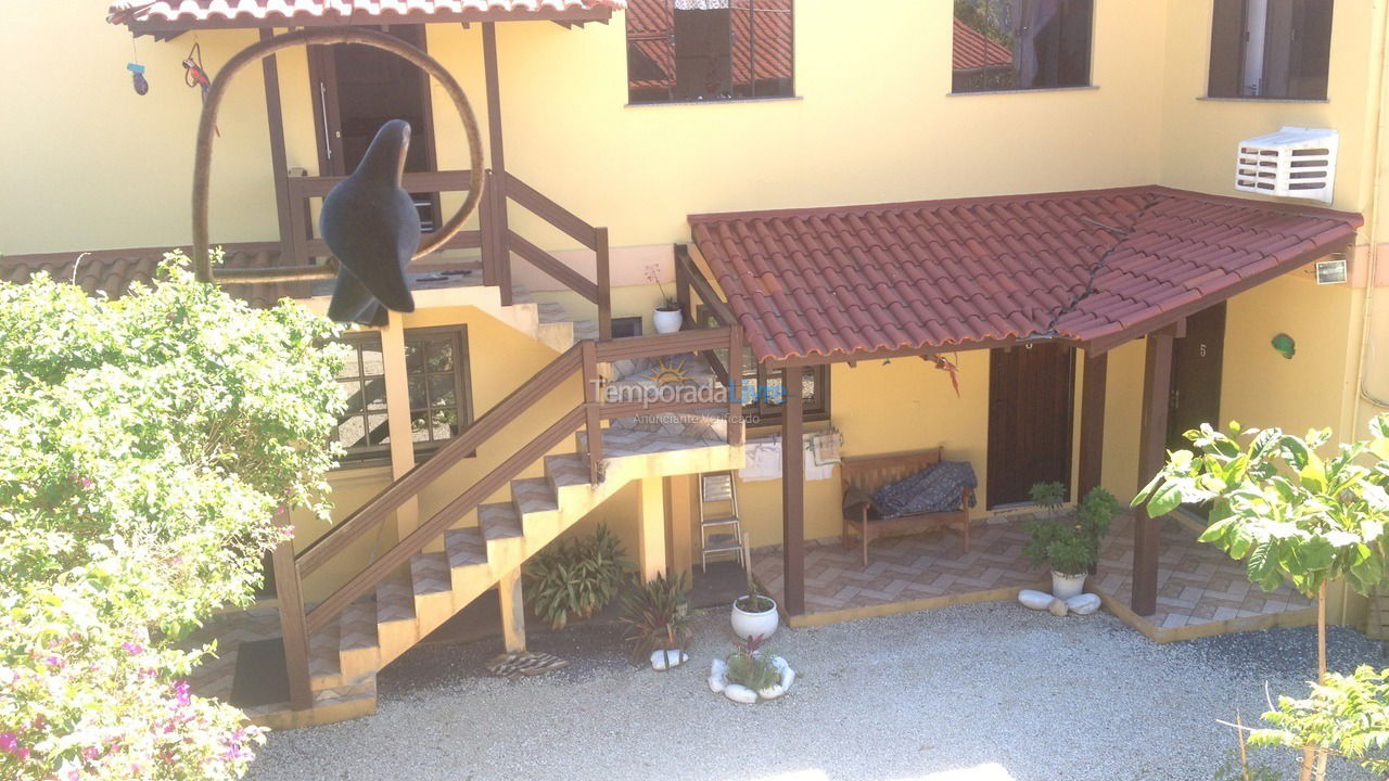 House for vacation rental in Bombinhas (Praia de Bombas)