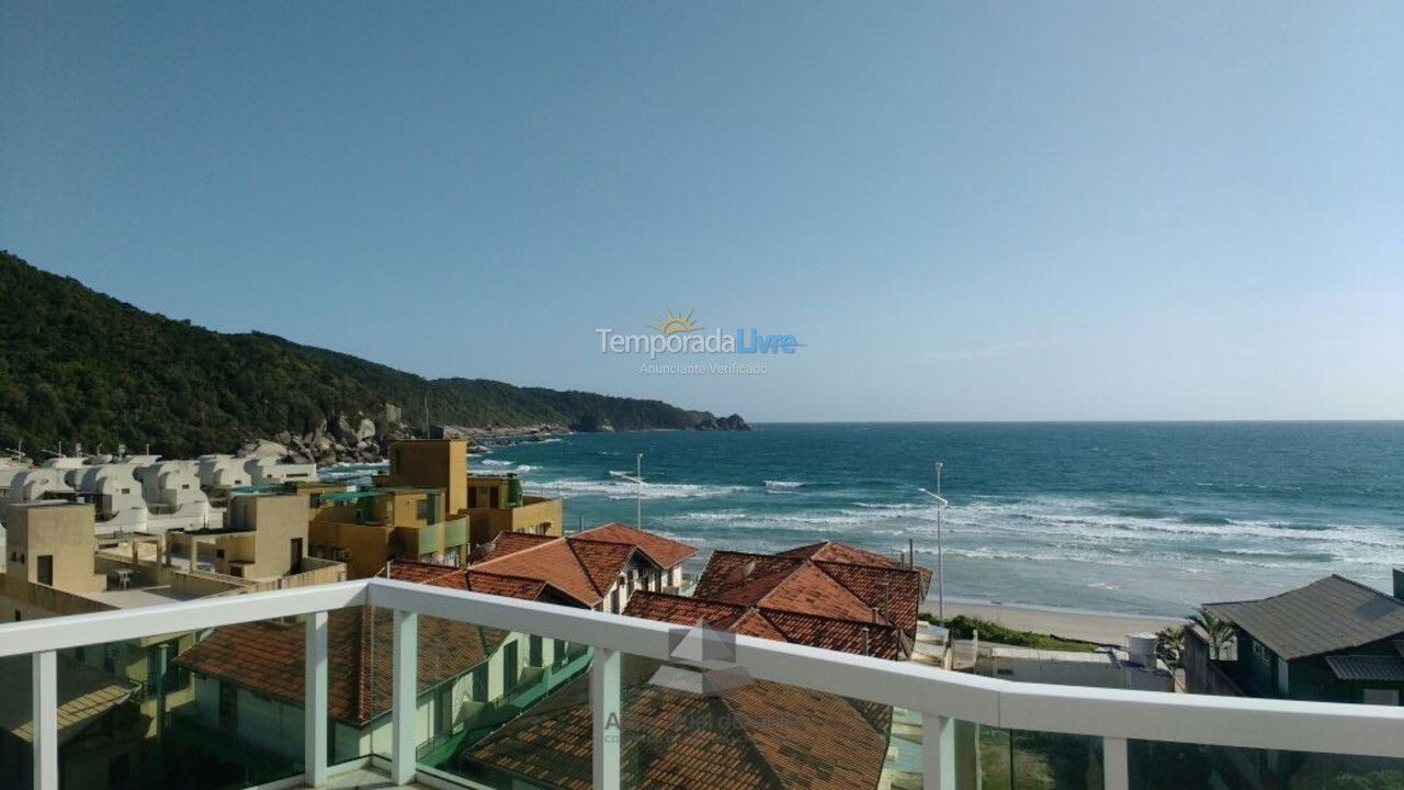 Apartment for vacation rental in Bombinhas (Praia de Bombas)