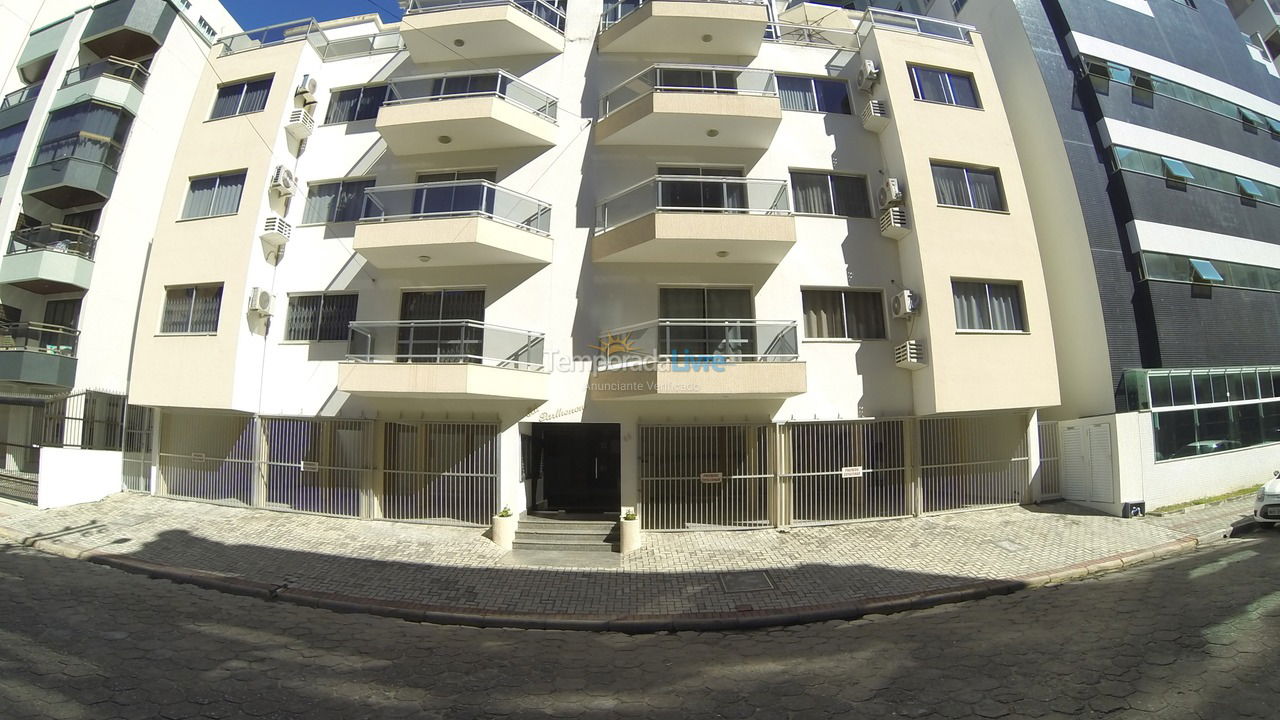 Apartment for vacation rental in Itapema (Meia Praia)