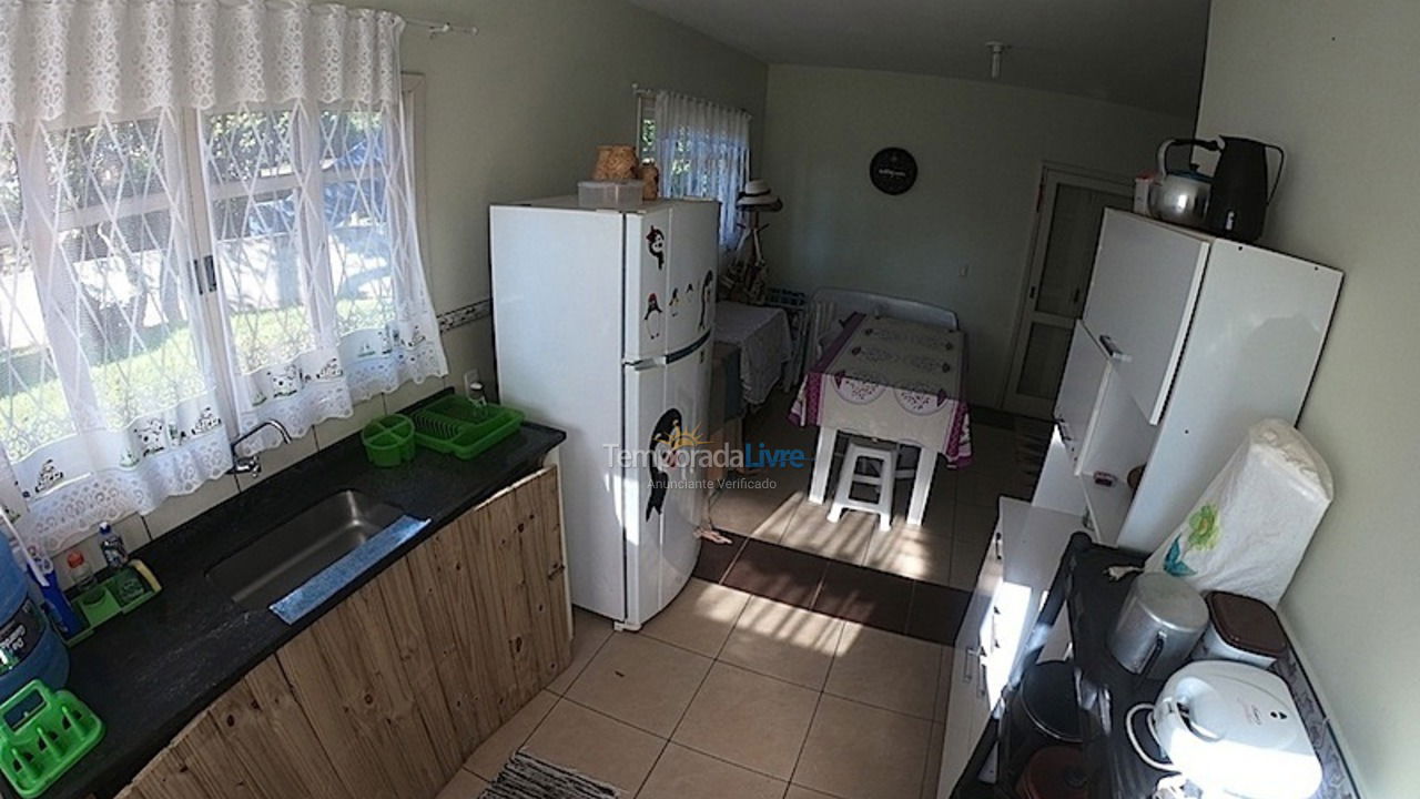 Casa para aluguel de temporada em Garopaba (Praia da Ferrugem)