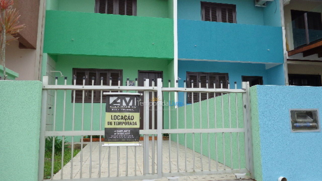 Casa para aluguel de temporada em São Francisco do Sul (Prainha)