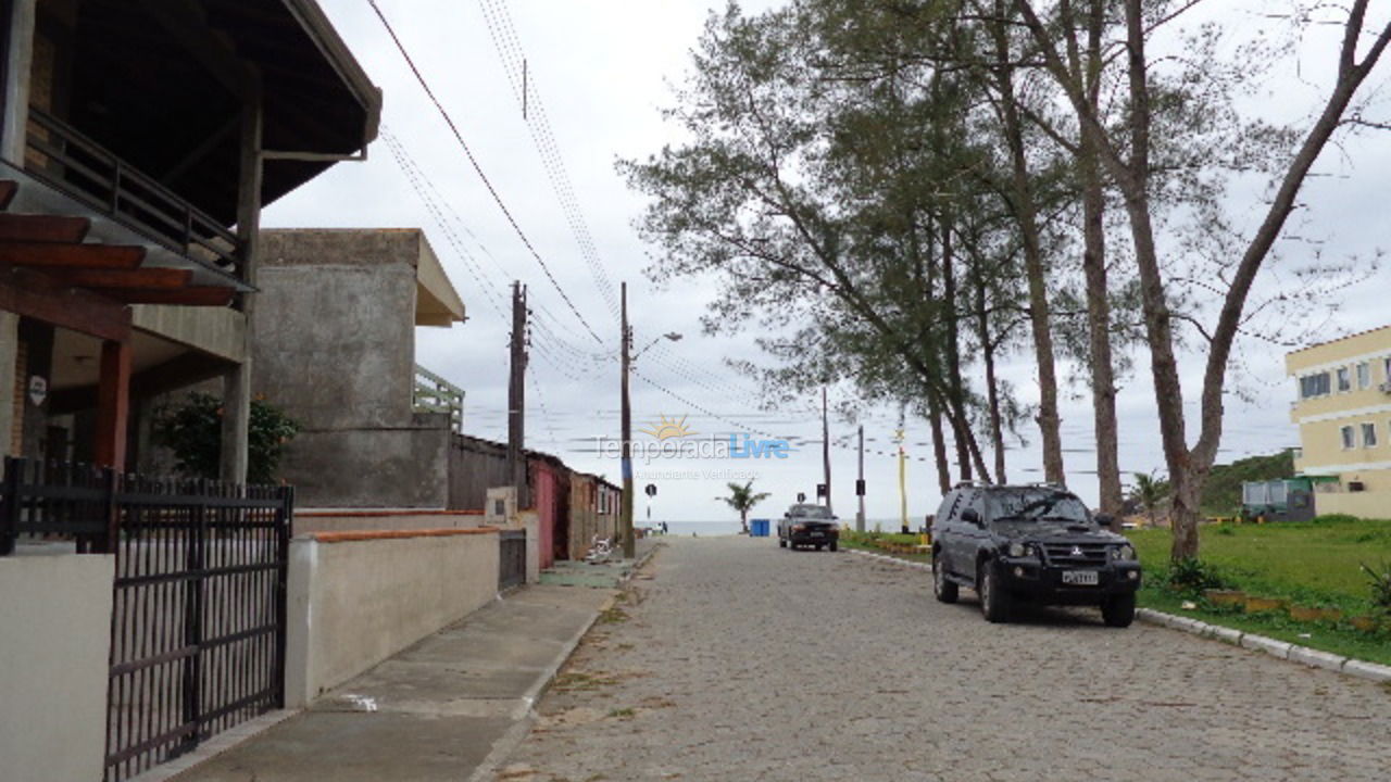 Casa para alquiler de vacaciones em São Francisco do Sul (Prainha)