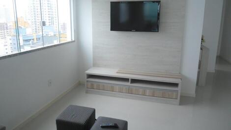Apartamento con 02 suites de paseo con vistas panorámicas.