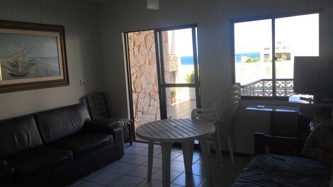 4 BEDROOM PENTHOUSE WITH SWIMMING POOL LOCATED 100M FROM THE SEA