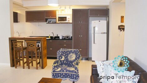 3 bedroom condominium 1 block from the sea!