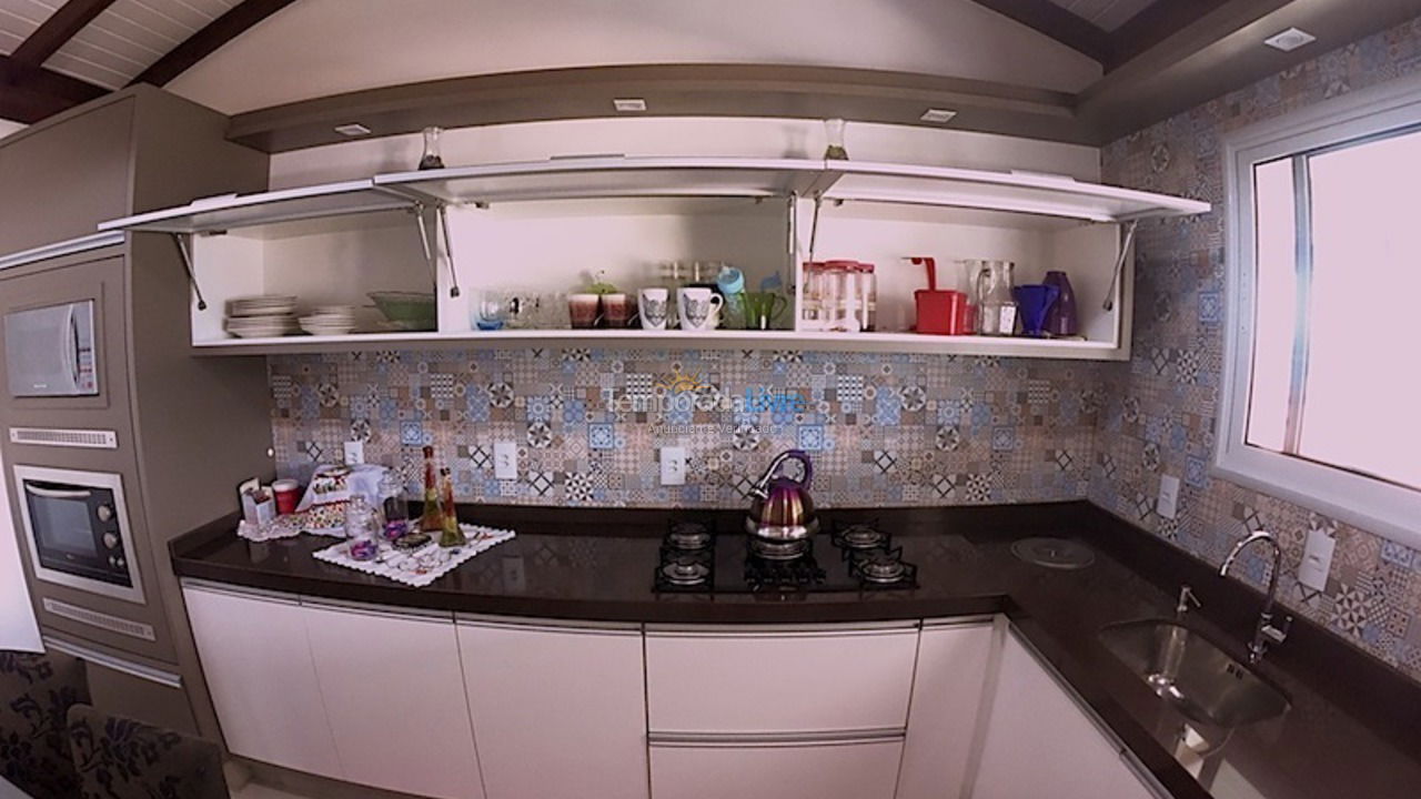 Casa para alquiler de vacaciones em Garopaba (Praia da Ferrugem)