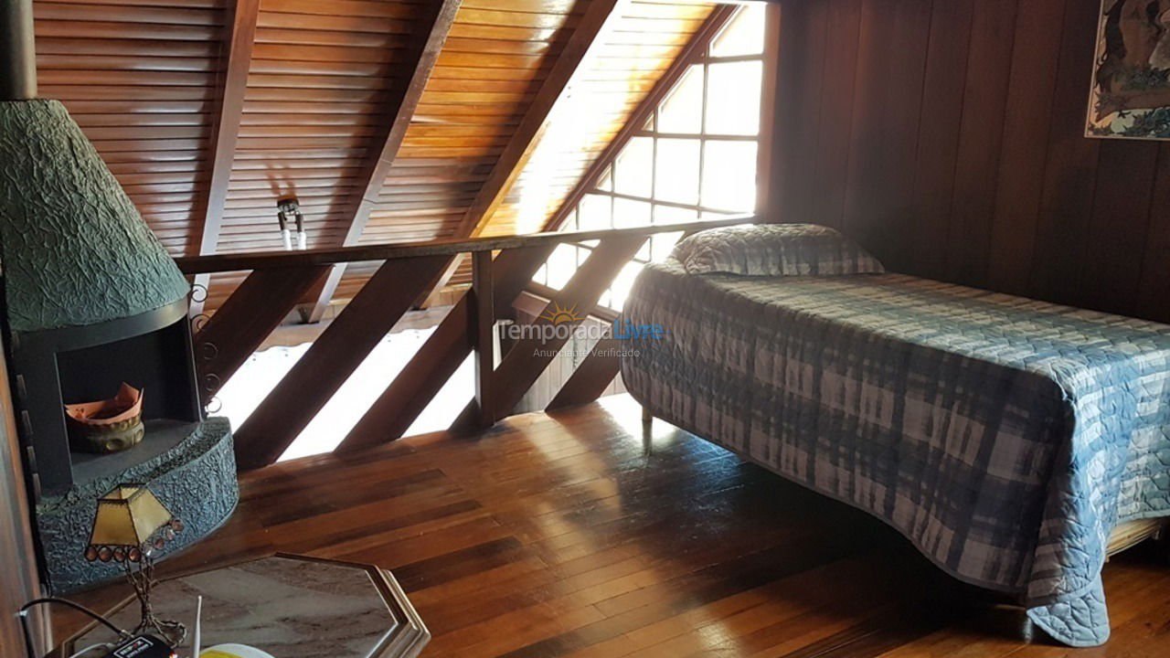 Casa para alquiler de vacaciones em Bombinhas (Praia de Quatro Ilhas)