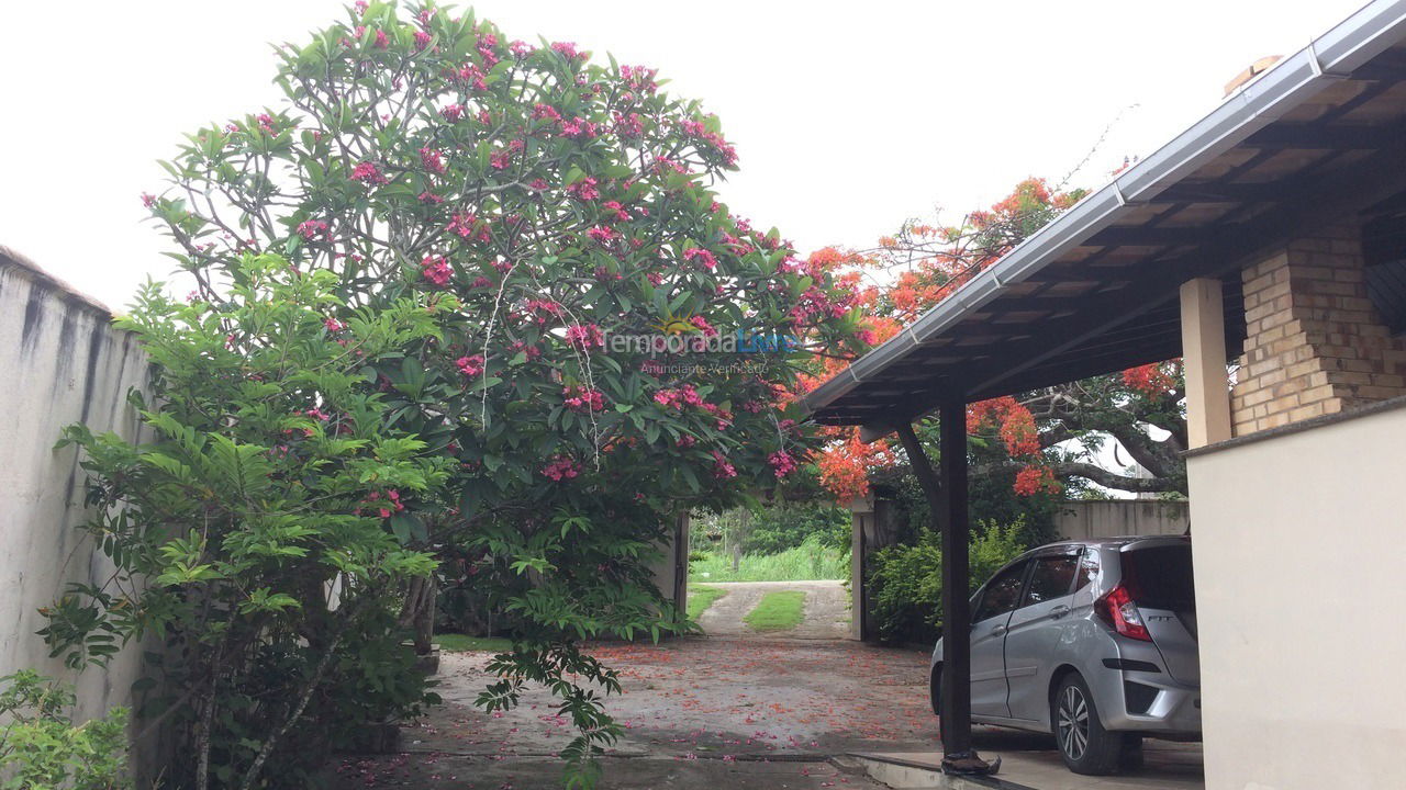 Casa para aluguel de temporada em Armação dos Búzios (Praia Rasa)