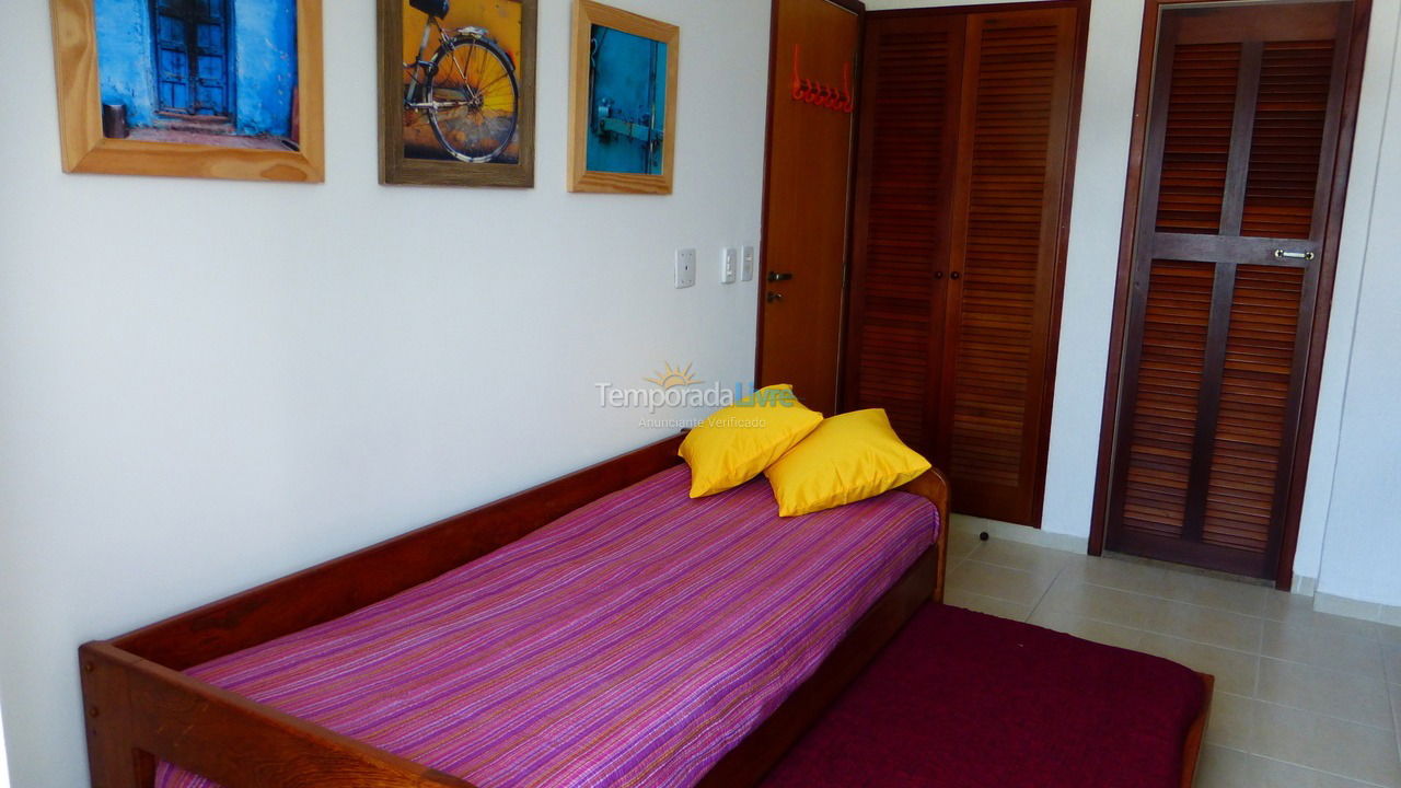 Apartment for vacation rental in Ubatuba (Praia das Toninhas)