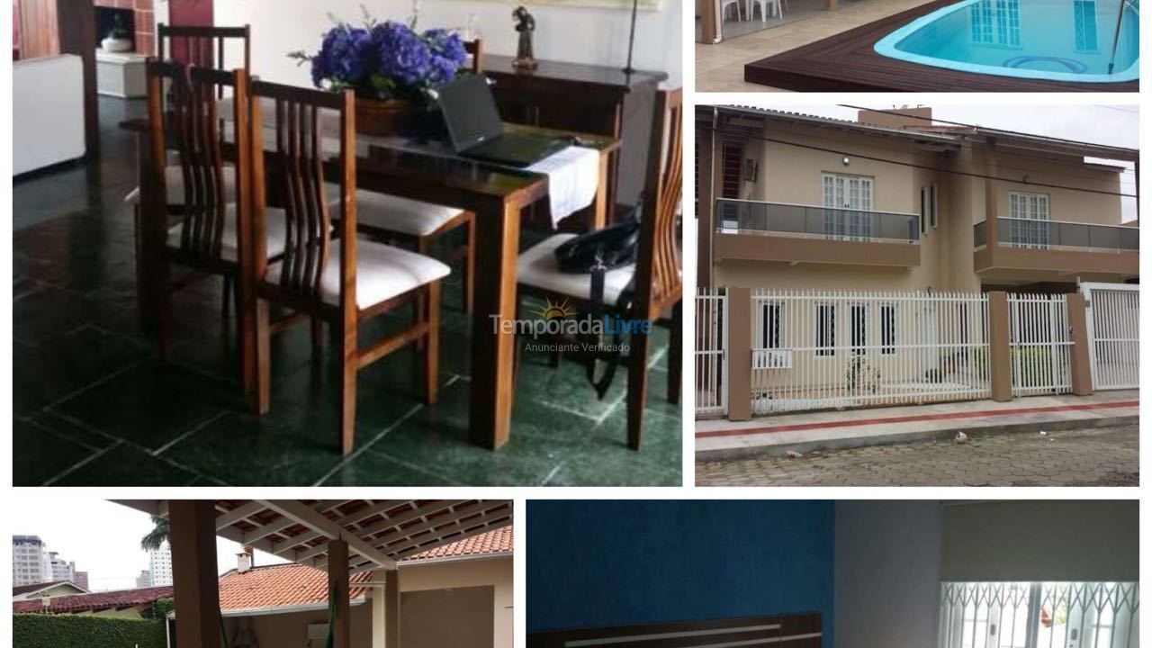 Casa para alquiler de vacaciones em Balneário Camboriú (Praia Central)