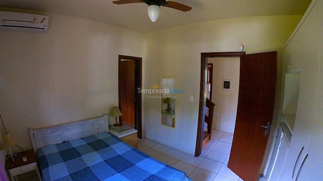 Casa para aluguel de temporada em Garopaba (Praia da Barra)