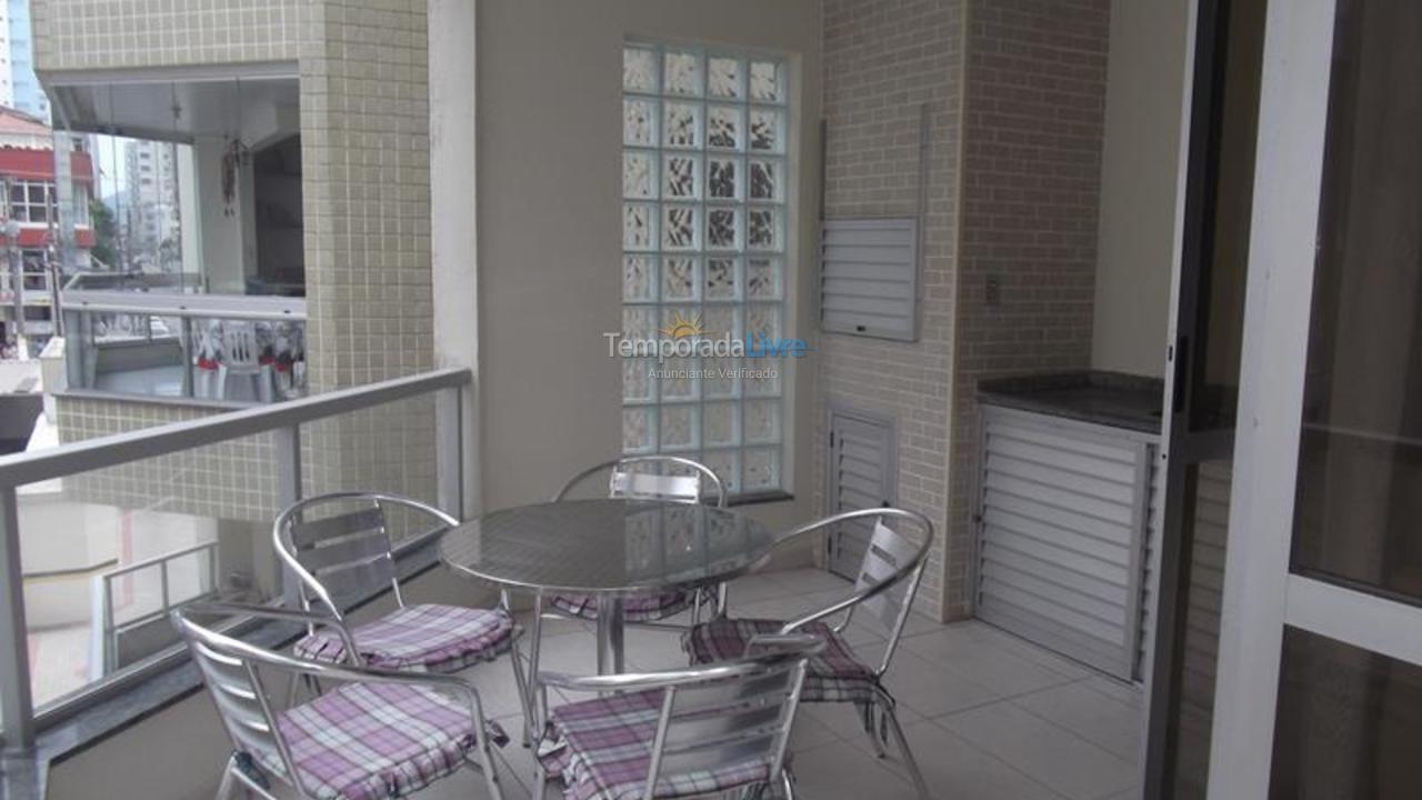 Apartamento para aluguel de temporada em Itapema (Meia Praia)