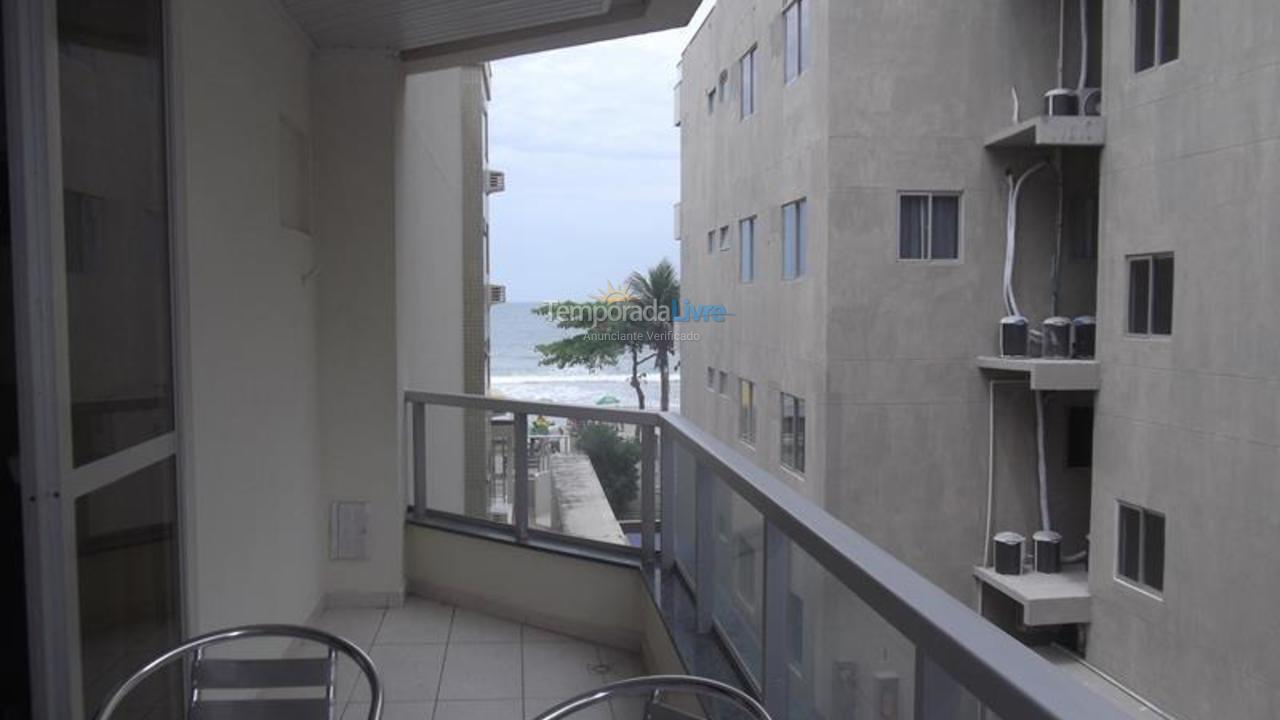 Apartamento para aluguel de temporada em Itapema (Meia Praia)