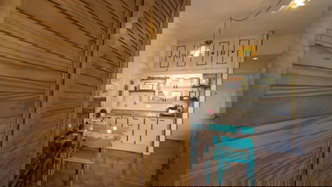 16Flats: STUDIO 105