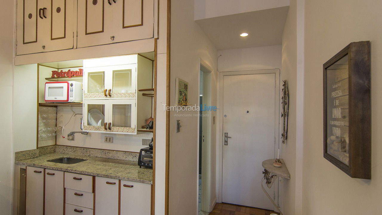 Apartamento para aluguel de temporada em Petrópolis (Centro)