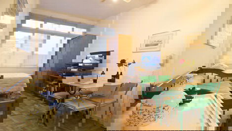 16Flats: STUDIO 105