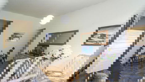 16Flats: FLAT 1008