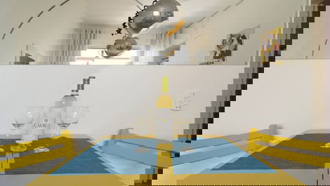 16Flats STUDIO 704