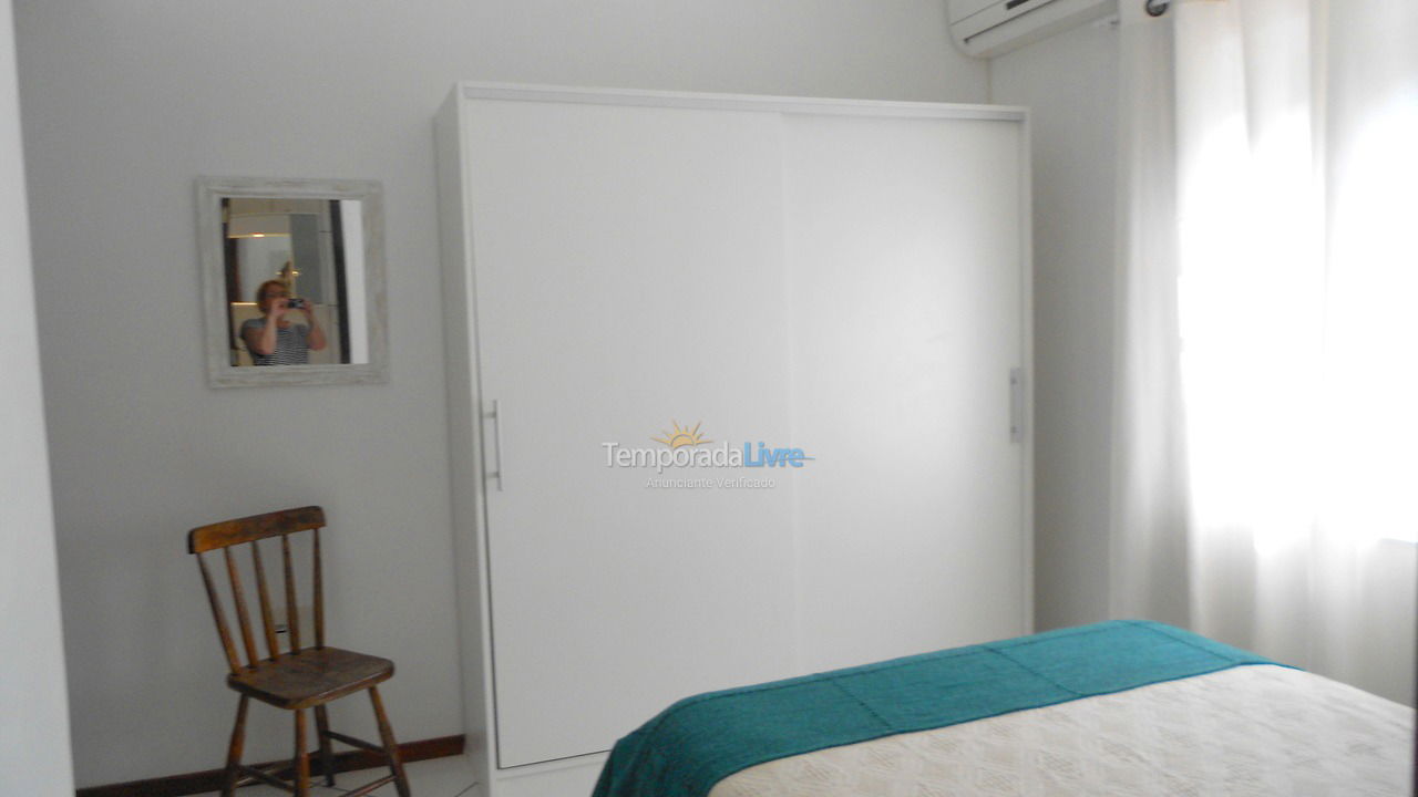 Apartamento para alquiler de vacaciones em Bombinhas (Praia de Bombas)