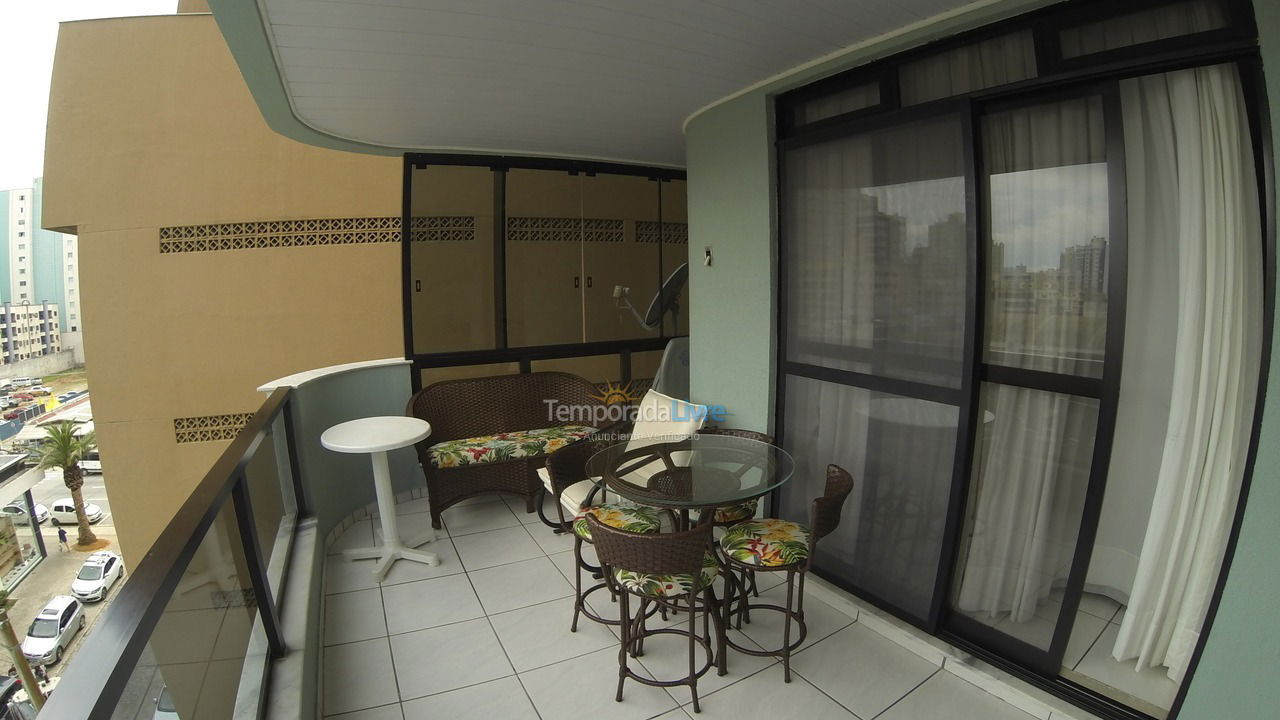 Apartamento para aluguel de temporada em Itapema (Meia Praia)