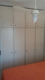 Ground floor sea side apt 2 bedrooms with Wi Fi