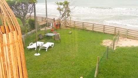 APT IN GAROPABA WITH PATIO IN THE BEACH OF THE BEACH - 10 PEOPLE