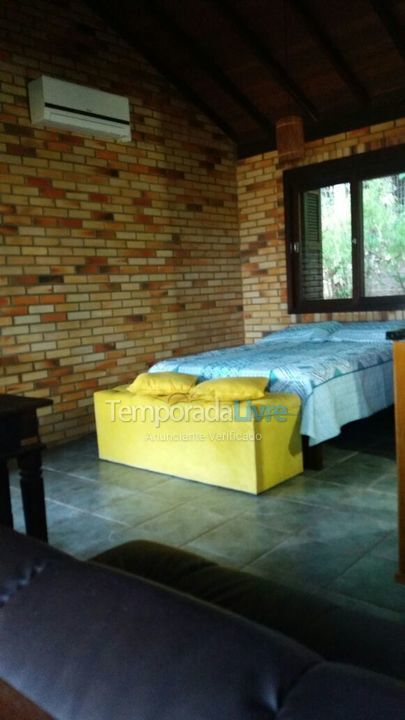 House for vacation rental in Garopaba (Praia da Ferrugem)