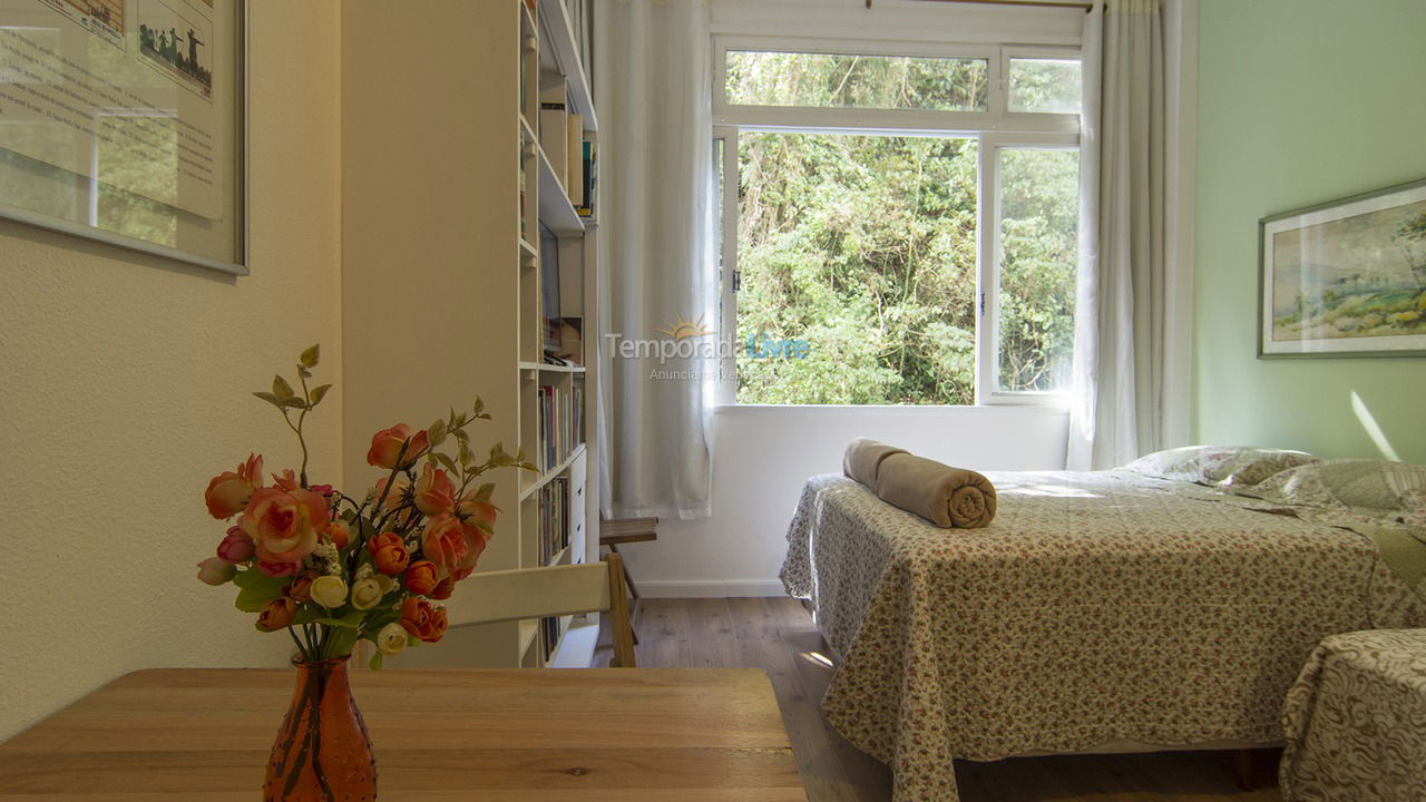 Apartamento para aluguel de temporada em Petrópolis (Centro)