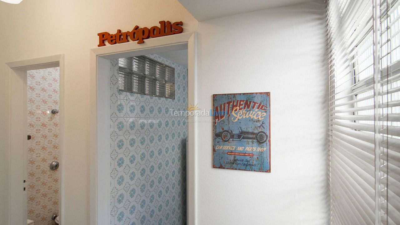 Apartamento para aluguel de temporada em Petrópolis (Centro)